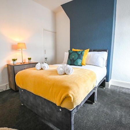 Clarice House By Yourstays, 3 Bedroom House By University Of Staffordshire Stoke-on-Trent エクステリア 写真