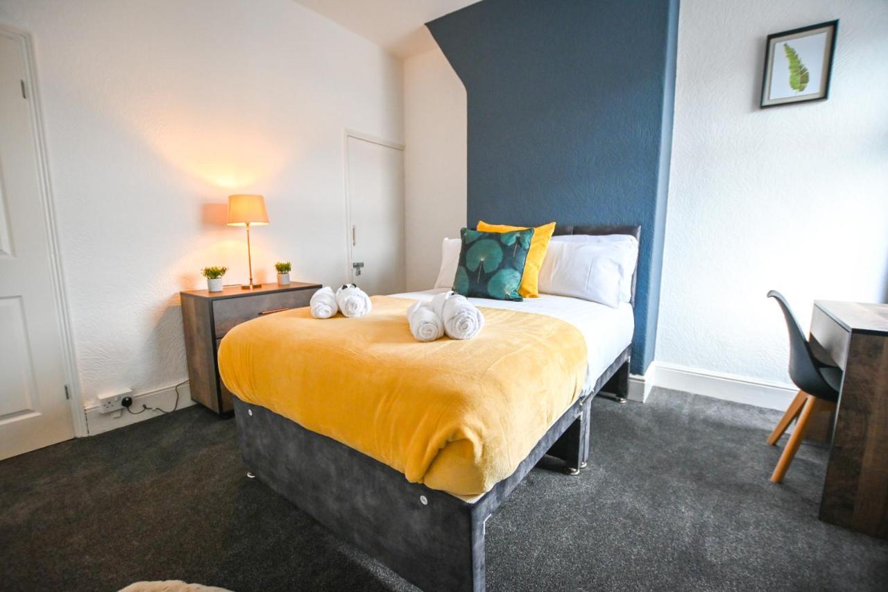 Clarice House By Yourstays, 3 Bedroom House By University Of Staffordshire Stoke-on-Trent エクステリア 写真