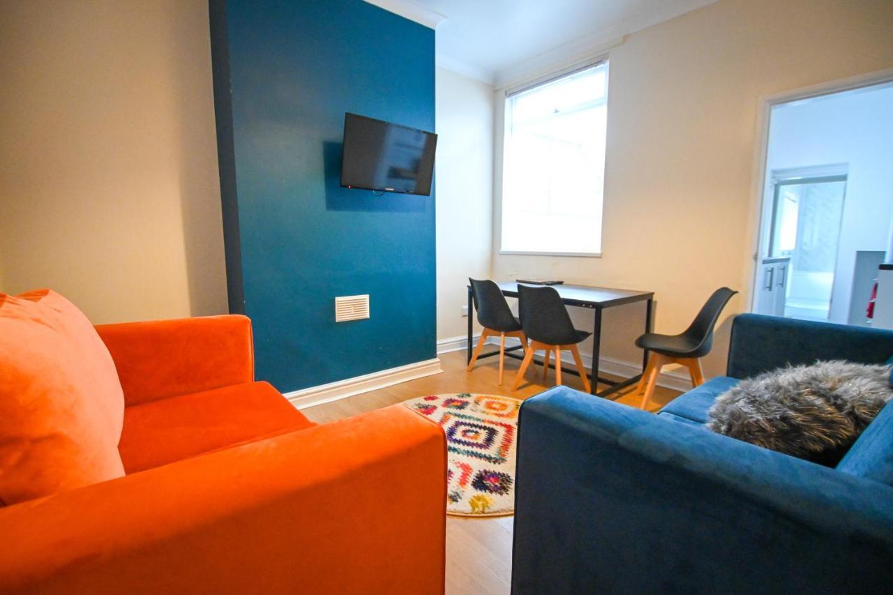 Clarice House By Yourstays, 3 Bedroom House By University Of Staffordshire Stoke-on-Trent エクステリア 写真
