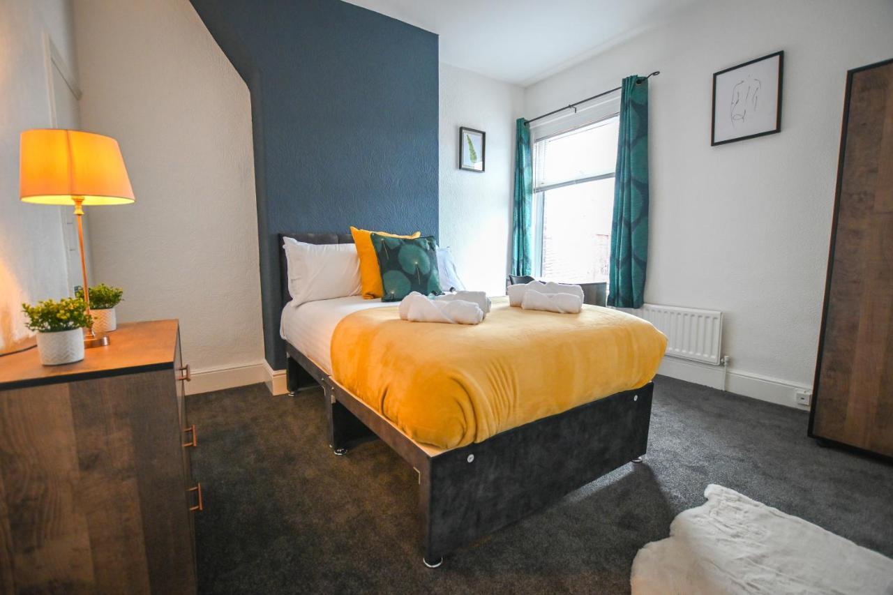 Clarice House By Yourstays, 3 Bedroom House By University Of Staffordshire Stoke-on-Trent エクステリア 写真