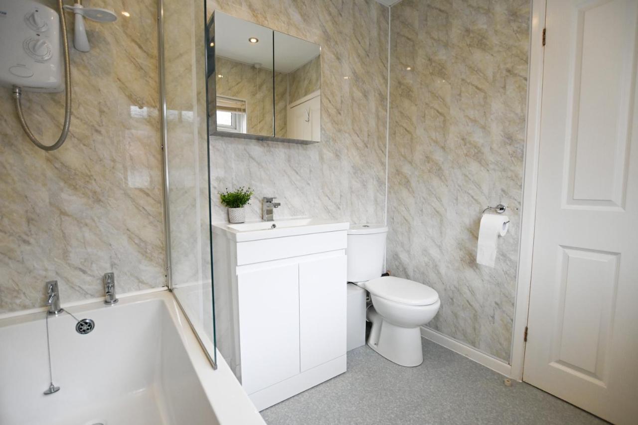 Clarice House By Yourstays, 3 Bedroom House By University Of Staffordshire Stoke-on-Trent エクステリア 写真